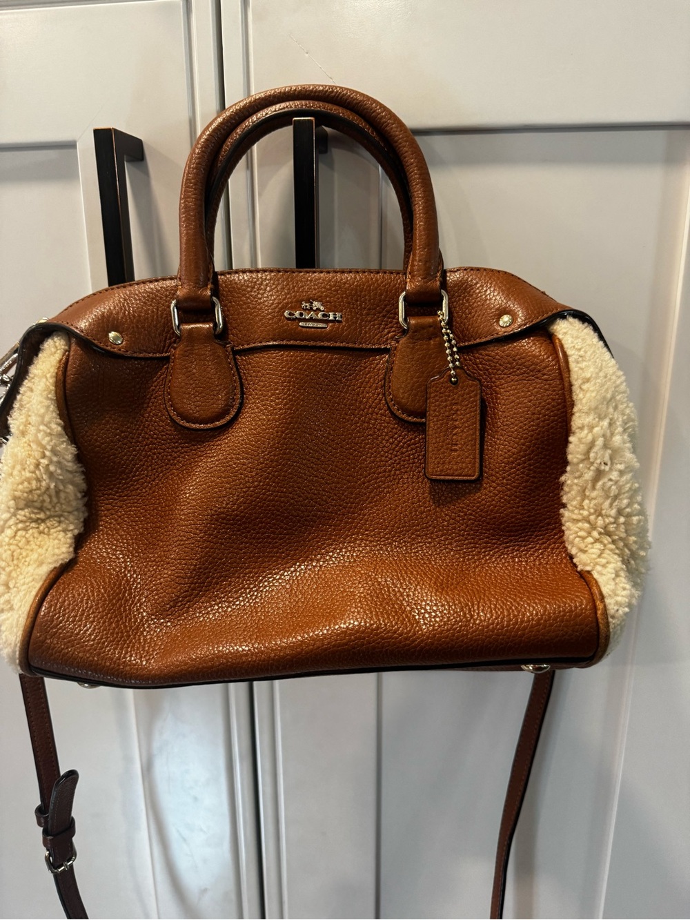 COACH MINI BENNETT SATCHEL IN SHEARLING & PEBBLED LEATHER F36689 SHERPA BROWN